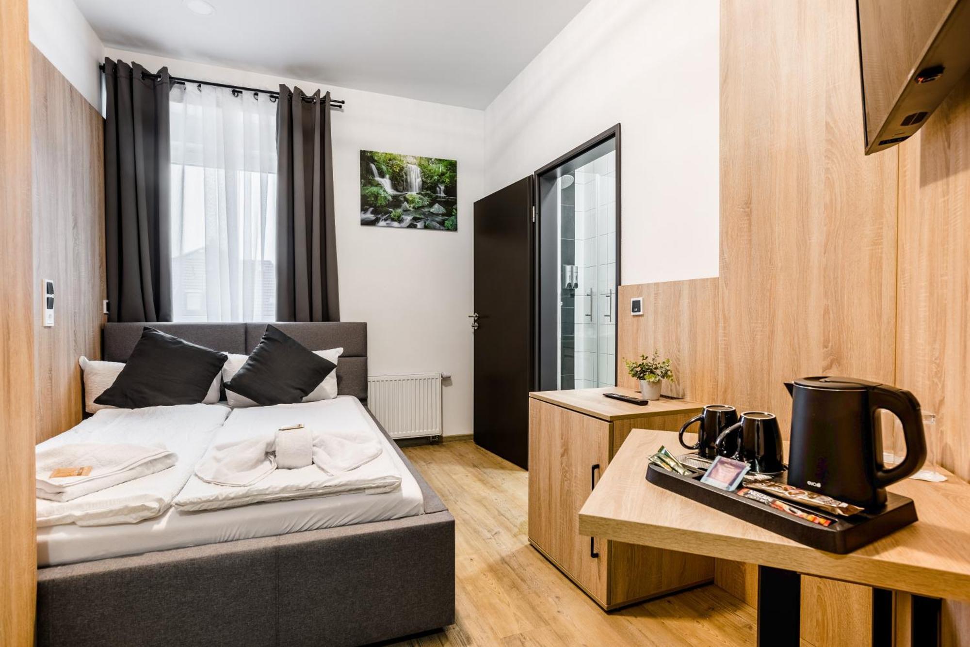 Hotel Montenegro Вормс Экстерьер фото