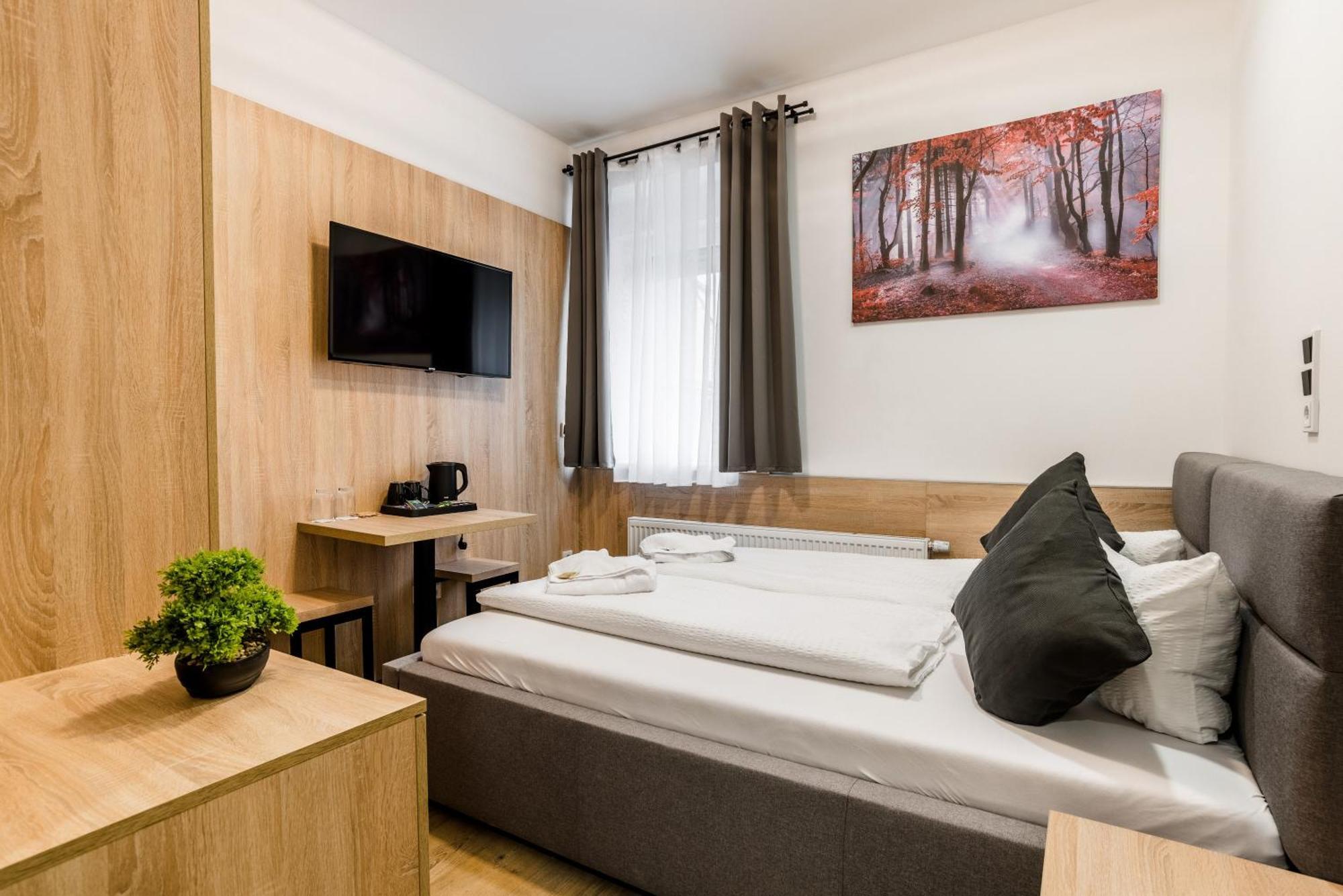 Hotel Montenegro Вормс Экстерьер фото